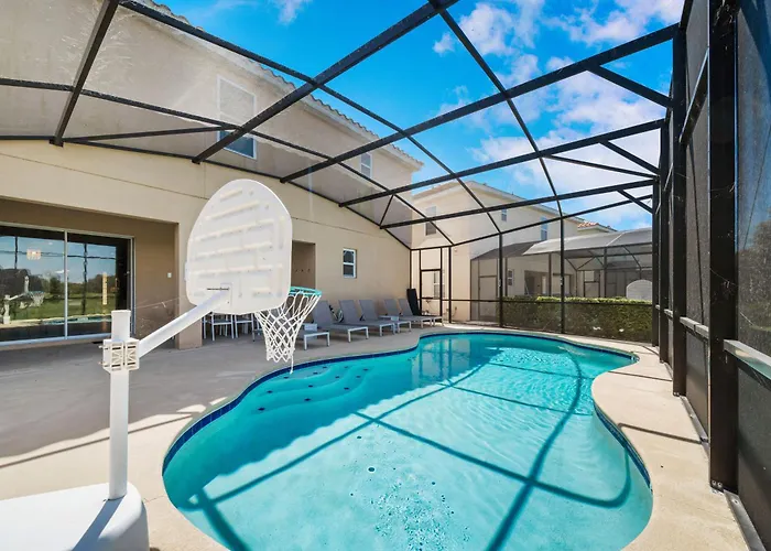 8005 Oak Shadow Ct Villa Davenport