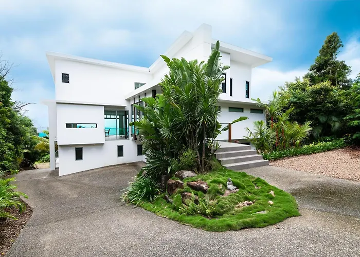 Coralair Whitsundays Villa Airlie Beach