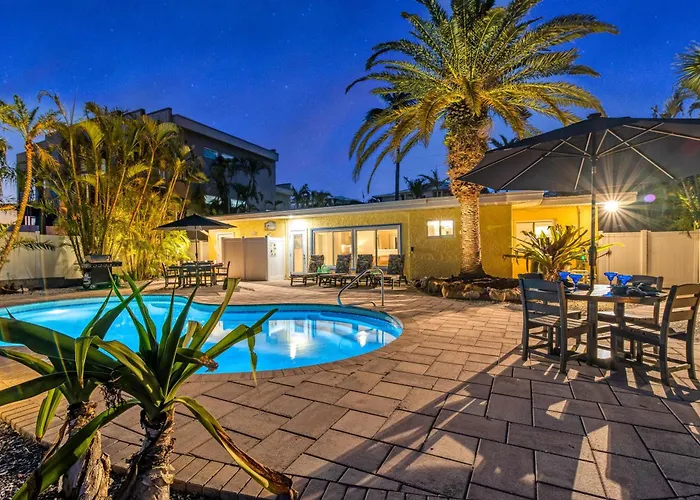 Crescent Cottage - 1034 Siesta Key