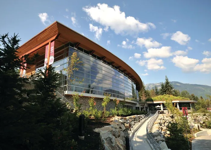 Alpine Greens 8 | Bright Townhome Near Blackcomb, Walk Or Shuttle To Skiing, Secure Parking Whistler