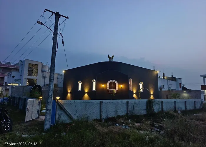Caveman Guest House Pondicherry
