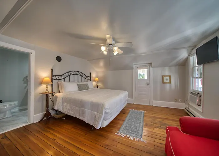 Downtown Victorian Ste Piedmont Villa Eureka Springs