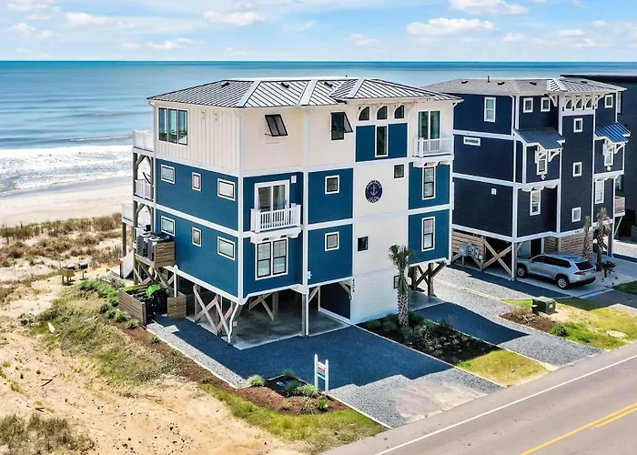 Admiral'S Lodge Oak Island