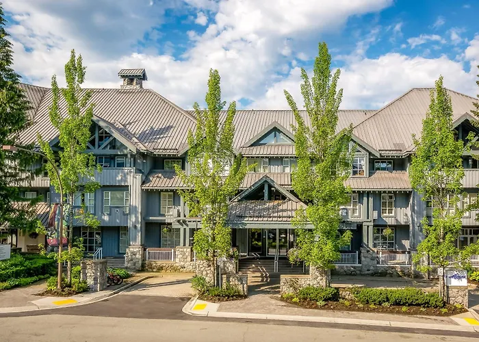 Glacier Lodge Whistler