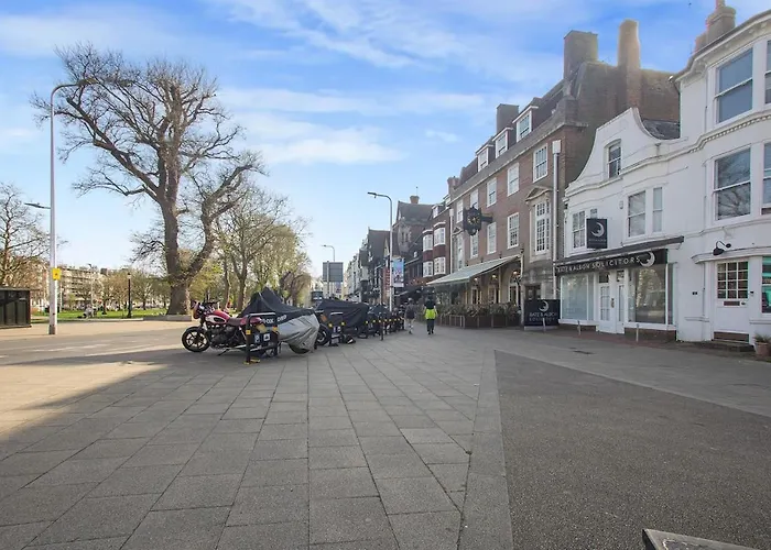Gorgeous Townhouse By The Pier And Royal Pavillion Brighton Villa