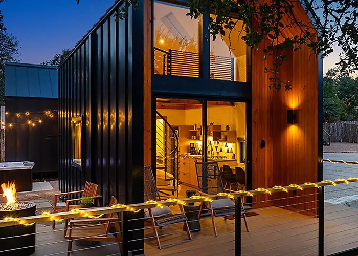 The Overlook At Meridian Hot Tub & Firepit Fredericksburg