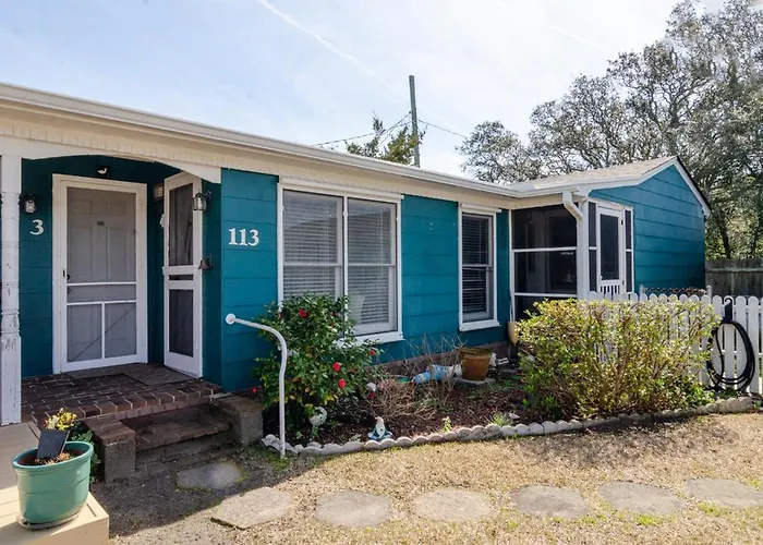 The Sandpiper Hidden Treasure Inn Room By Bryant Real Estate Kure Beach