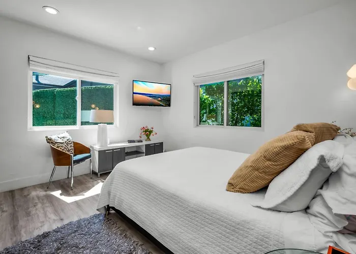 Claudia'S Bellaire Guesthouse Los Angeles