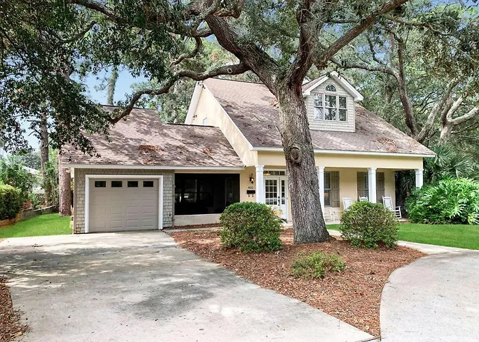 Breezy Cottage Jekyll Island
