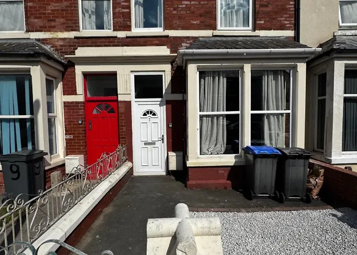 Harmony House - Close To Blackpool Fc - Excellent Transport Links - Sleeps Up To 6