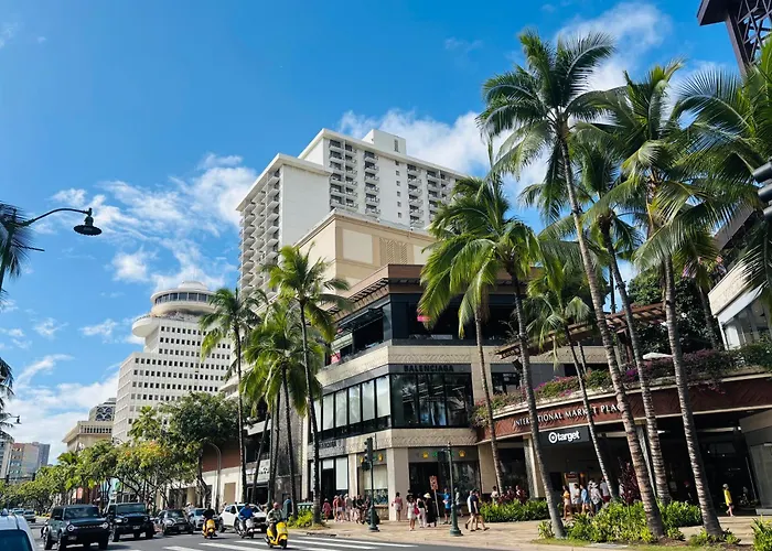 Royal Kuhio 1606 - Spacious Studio With Diamond Head City Views In The Heart Of Waikiki! Honolulu