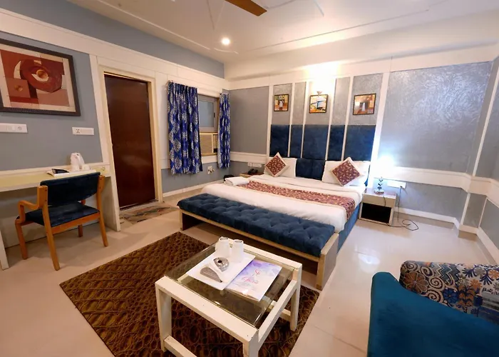 Hotel Opera Mahipalpur- Delhi Airport New Delhi