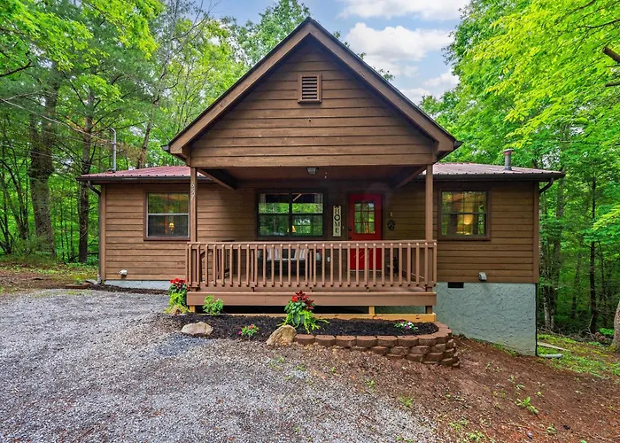 Serene Escape Minutes From Smoky Mountain Fun Pigeon Forge