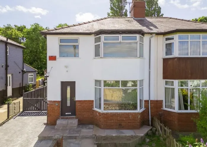 White House Villa Leeds 