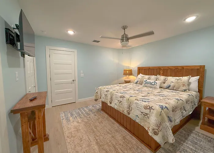 B2 Little Bay Landing Villa Rockport