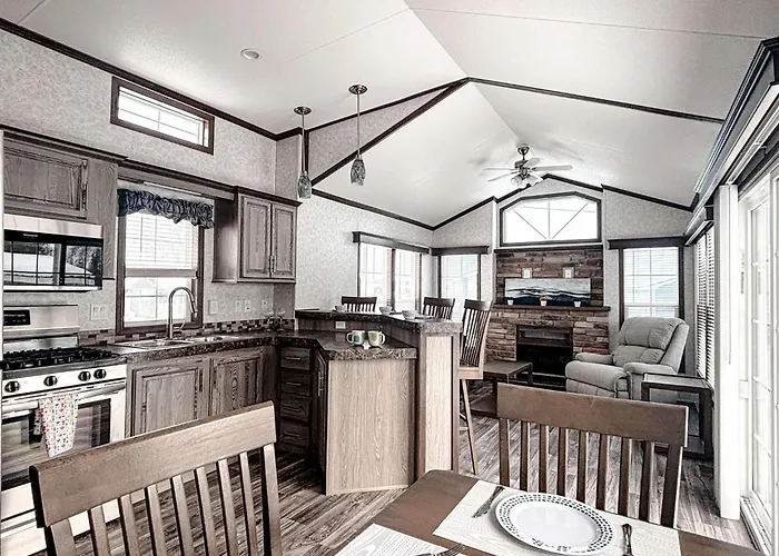 Bobcaygeon Shores Cottage Resort Kawartha Lakes