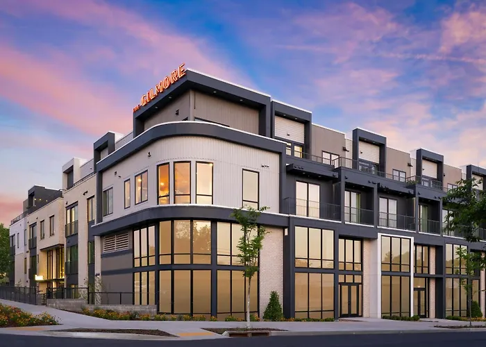4 Units 16 Guests New 12 South Hotel Rooftop Courtyard The Gilmore Nashville