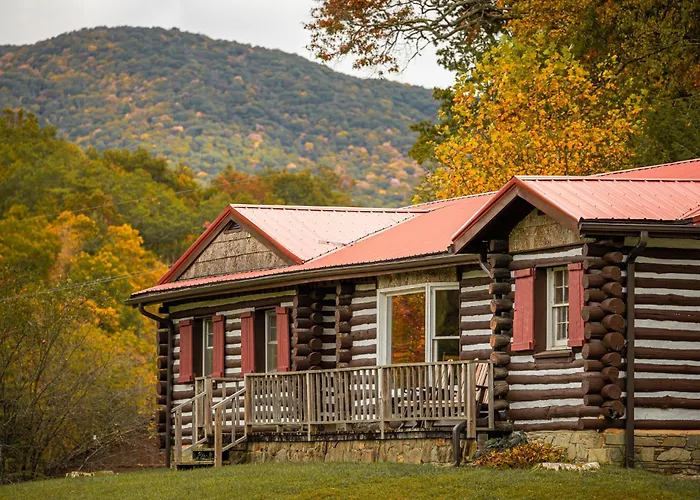 Springmaid Mountain Retreat & Stables Villa Spruce Pine