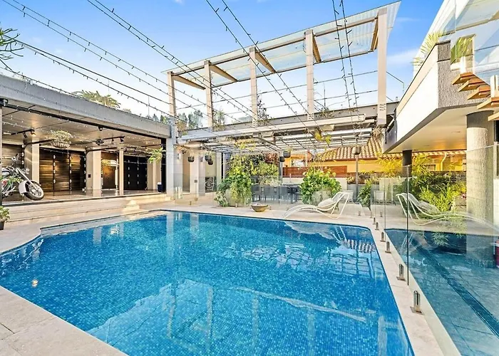 Luxury 6Beds Waterfront Retreat Villa Sydney