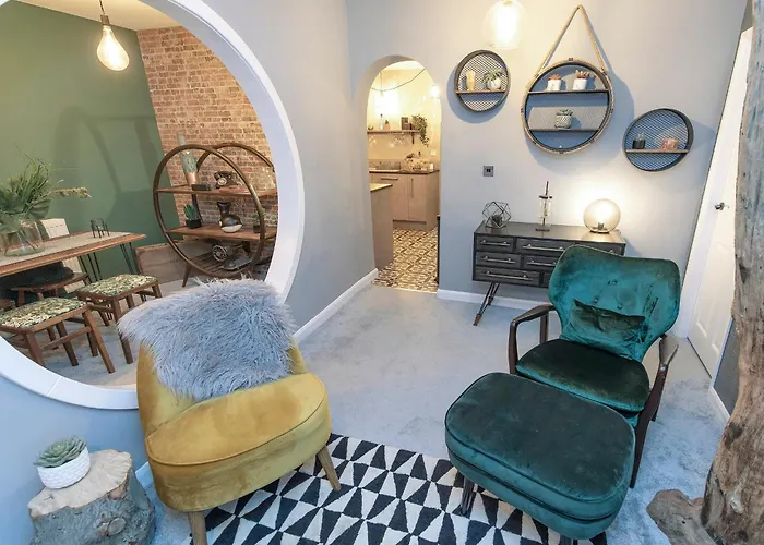 Royal Crescent Villa Whitby