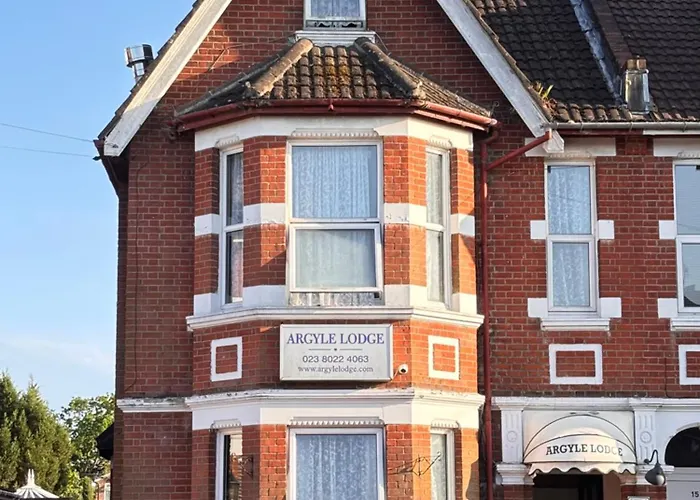 Argyle Lodge Self Catering Guest House Southampton