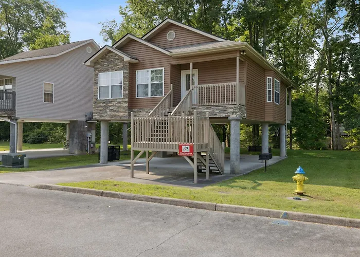 Ritz On The River Creekside Escape With Hot Tub Sevierville