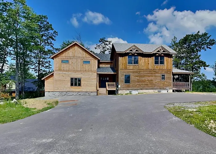 Cjs Mountain Lodge McHenry
