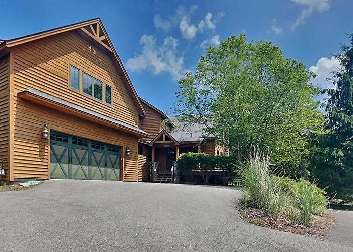 Mountainlair Villa McHenry