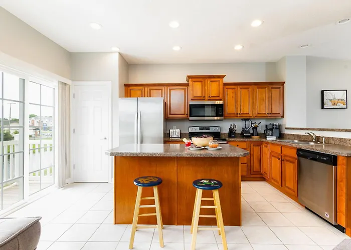 Dublin Village Townhome South Bend