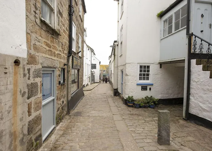 Charming Cottage By The Sea, Wi-Fi, Pets St Ives 