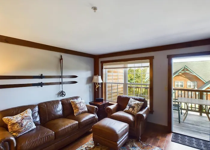 Camp 4 Ski-In-Out Townhome With Hot Tub Snowshoe