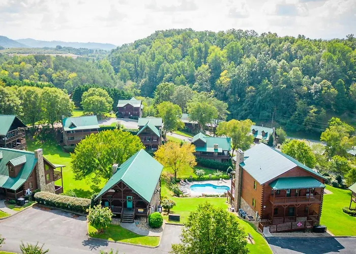 Heavenly Escape Villa Pigeon Forge