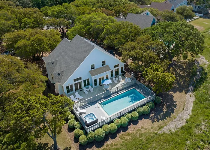 Avoca Blue Villa Corolla