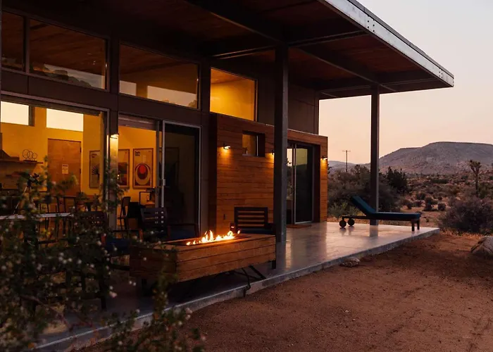 Hawk And Mesa- 120Acre Icon With Cowboy Pool Hot Tub Villa Pioneertown