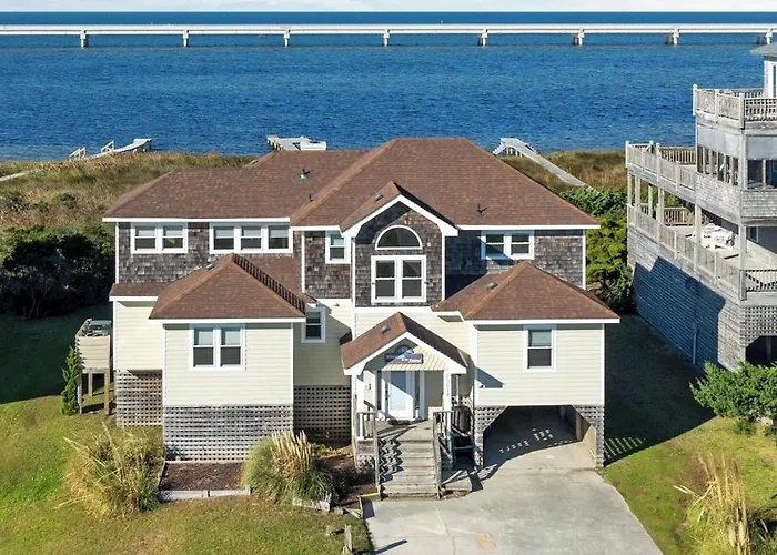 Luxury Waterfront Villa Rodanthe