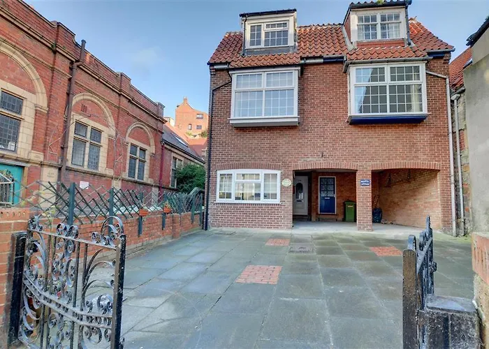 3 Bed In Whitby Oc-W018 Villa