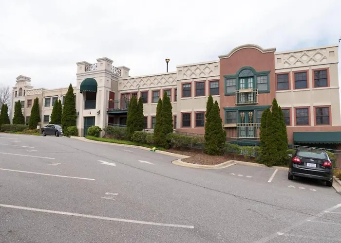 The Easy Spot Dt Parking Villa Asheville