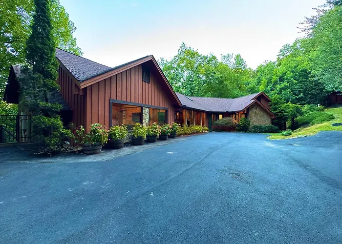 Parkview Lodge In Gatlinburg