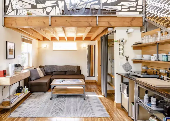 Lemon Door Micro-Loft Villa Portland