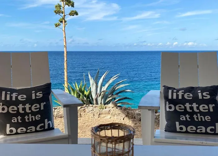 Coral Cliff Villa Willemstad