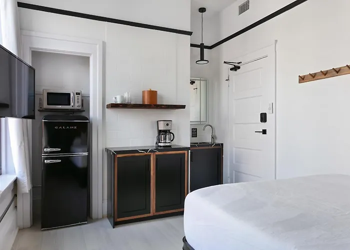 La Ventana Deluxe Suites San Diego