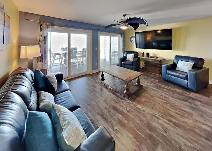 Put-In-Bay Waterfront Condo #105
