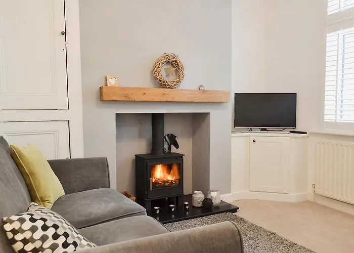 Cottage On The Green York