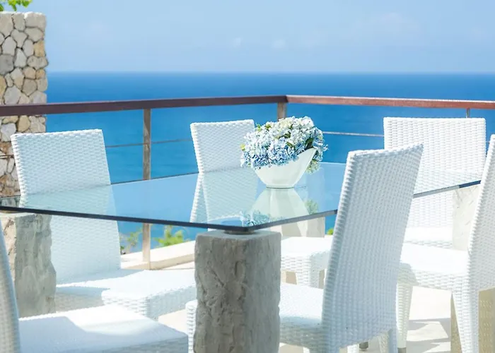 Grand Cliff Ungasan Villa Uluwatu 