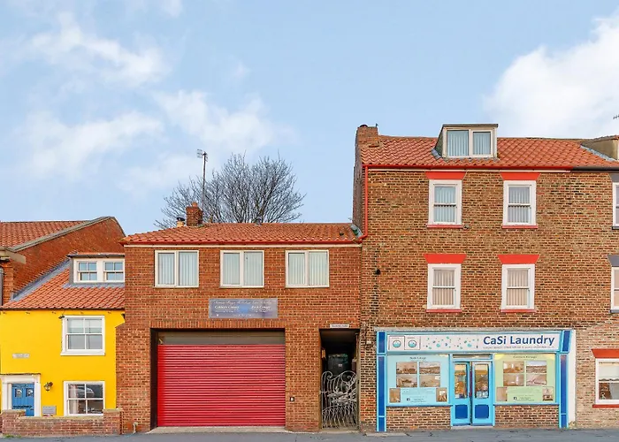 Sayers Yard Villa Whitby