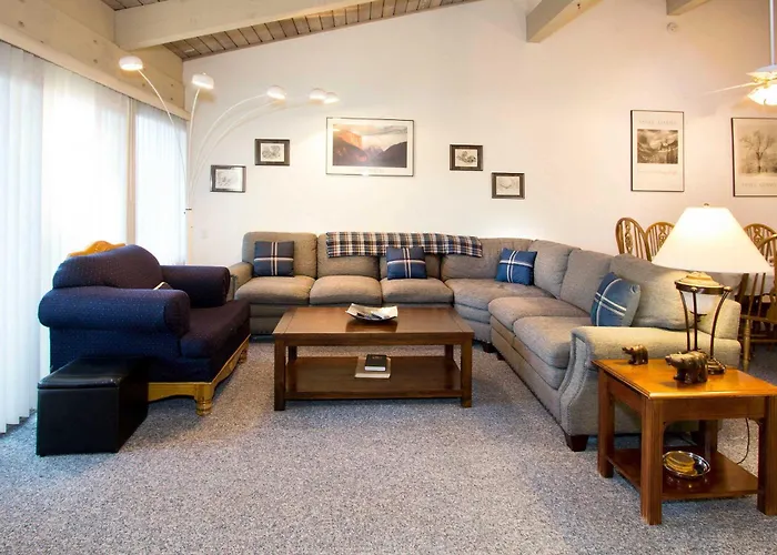 Mammoth Estates - 4 Seasons Of Beauty With Accessible Amenities Villa Mammoth Lakes