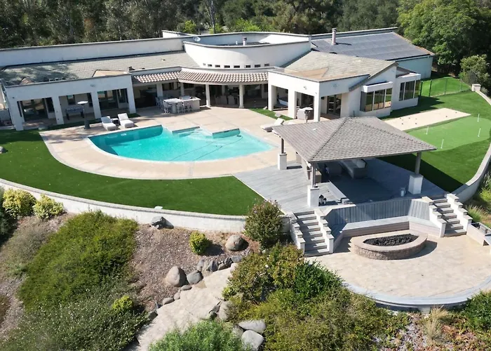 Private Gated 6Br Luxury Estate, Gym, Lake View Escondido