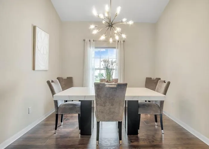 333 Burford Circle Davenport Villa