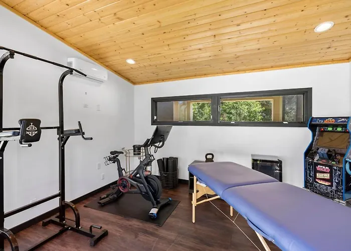 Private Gated 6Br Luxury Estate, Gym, Lake View Escondido