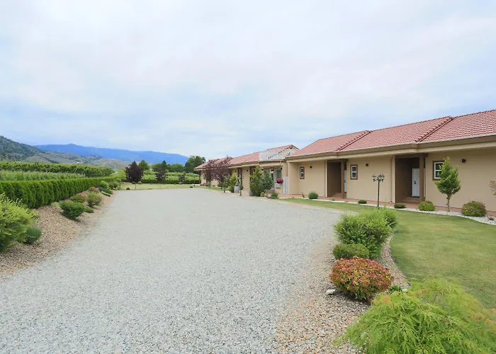 Shiraz Villa Osoyoos